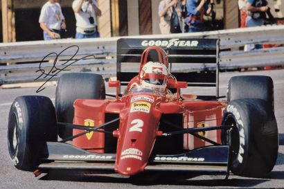 Autograph of Nigel Mansell, world champion
Photo...
