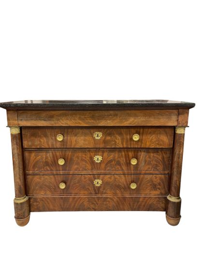 Veneered chest of drawers opening with four...