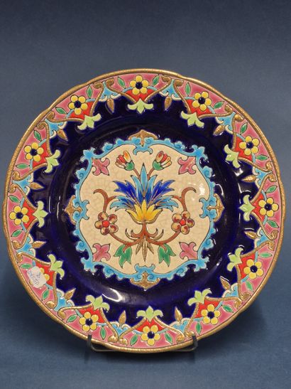 LONGWY 
Decorative plate in polychrome enameled...