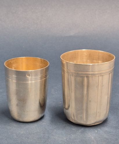 Deux timbales en argent, poinçon minerve
Poids...