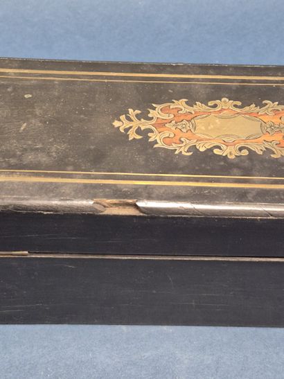 Rectangular glove box in veneered wood decorated...