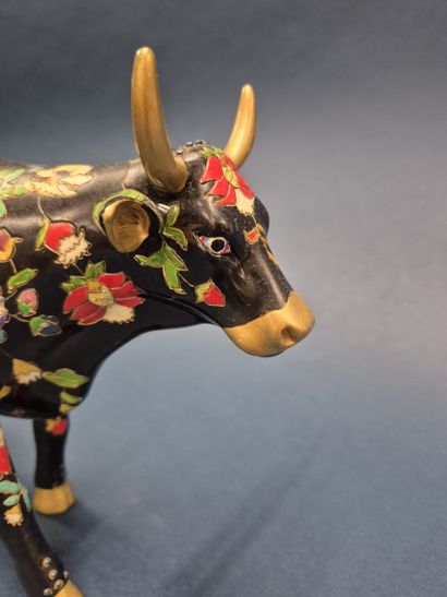 Jane Lowere for Cow Parade Hartford 2003
Cow...