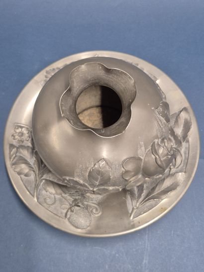PREVOT
Lot comprising an ovoid pewter vase...