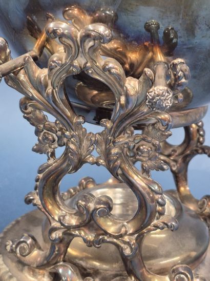 Samovar et son réchaud en métal argenté à...