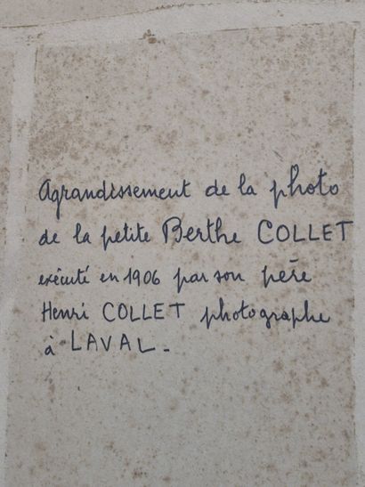 Set of four portraits including :
- two photographic...