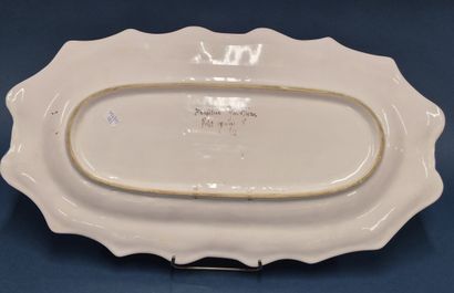 MOUSTIERS 
Oblong ceramic dish decorated...