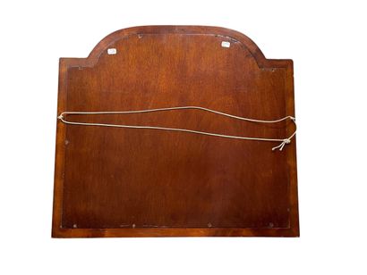 Miroir en bois et filets marquetés de forme...
