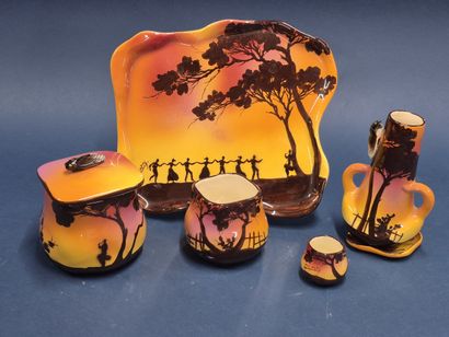 SAINT JEAN DU DESERT
Polychrome enamelled...