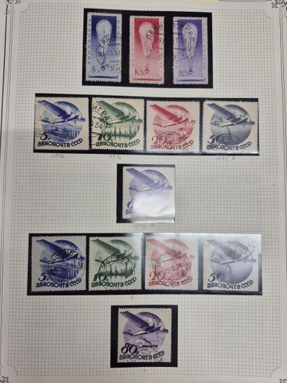 RUSSIE / URSS
dans 3 gros classeurs, collection...