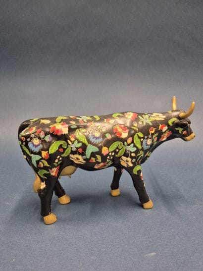 Jane Lowere for Cow Parade Hartford 2003
Cow...