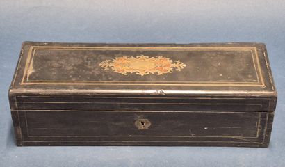 Rectangular glove box in veneered wood decorated...