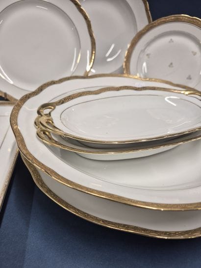 LIMOGES FRANCE - CHAPUS FRERES 
Enameled...