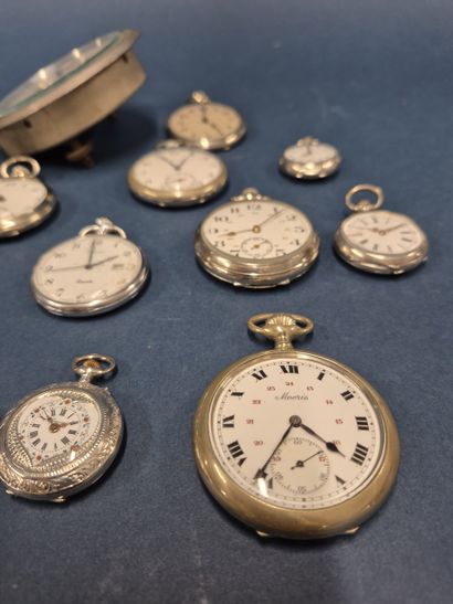 Lot de 18 montres à gousset en métal, les...