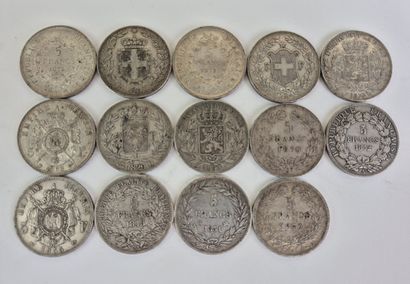Suite de 14 pièces de 5 francs en argent...