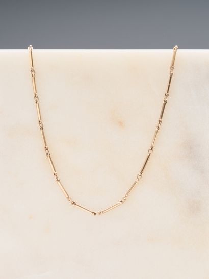 Collier ras de cou en or jaune 18k 750 millièmes...