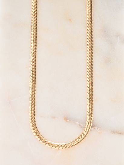 Collier en or jaune 18k 750 millièmes à maille...