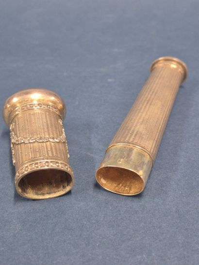 Etui à cire fuselé en argent vermeillé 950...