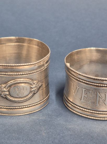 Lot de trois ronds de serviette en argent...