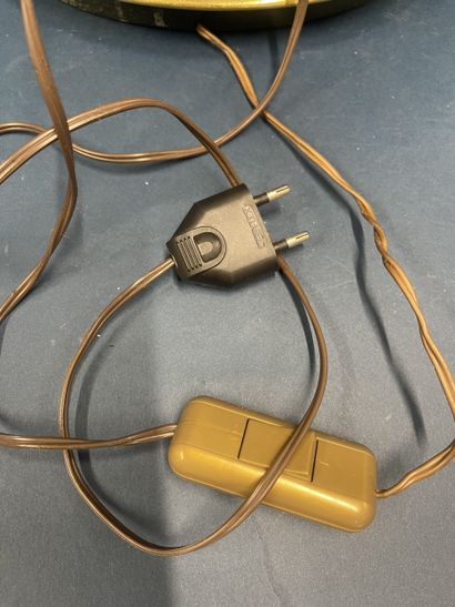 Lampe bouillotte à deux bras de lumière,...