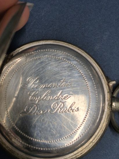 Montre à gousset en argent, le cadran émaillé...