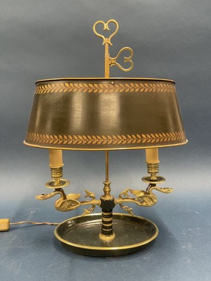 Lampe bouillotte à deux bras de lumière,...