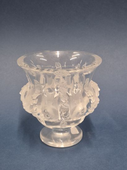 LALIQUE France
Vase modèle 