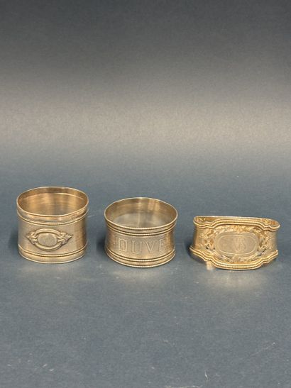 Lot de trois ronds de serviette en argent...