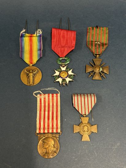 Set of medals of a First World War veteran...