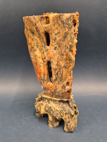 CHINA, 20th century
Double soapstone vase...