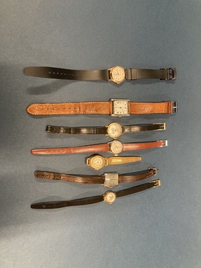 Set of three metal pocket watches, one of...