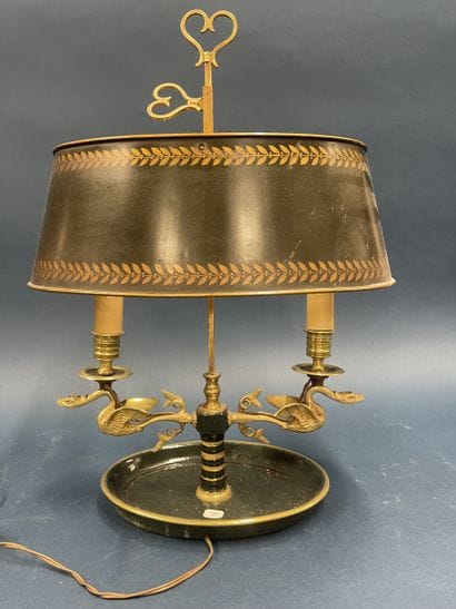 Lampe bouillotte à deux bras de lumière,...