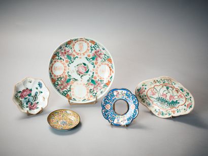 CHINA, 19th century 
Set comprising three...