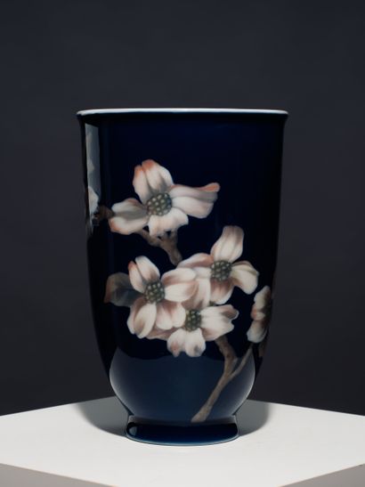 BING GRONDAHL, Denmark (Today ROYAL COPENHAGEN)
Porcelain...