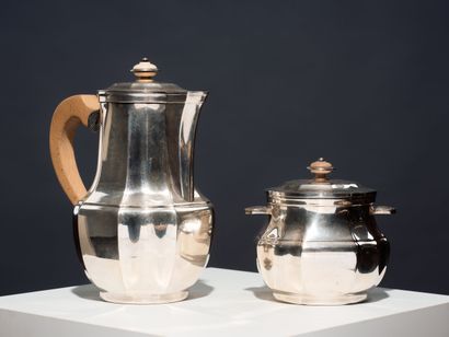 CHRISTOFLE France 
Silver-plated coffee pot...