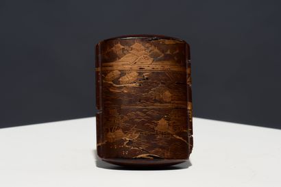 JAPAN, 19th century
Inro with four compartments...