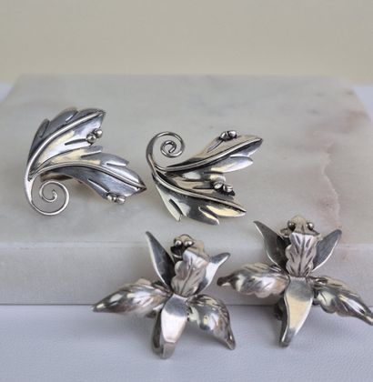Lot de bijoux en argent supérieur à 800 millièmes...