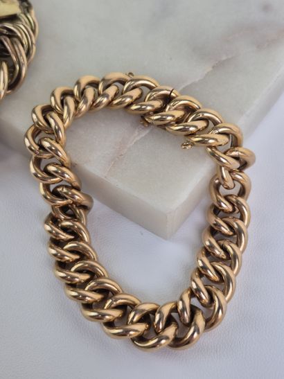 Ensemble de deux bracelets maille américaine...
