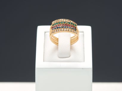 Bague en or jaune 18k 750 millièmes composée...