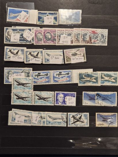 Ensemble de timbres, type vrac, composé de...