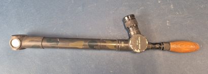 Périscope français. 
Bien marqué M.G. pour...