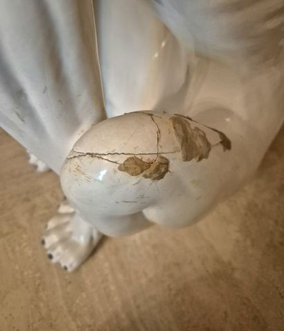 Paire de lévriers en faïence émaillée polychrome
Marqué...