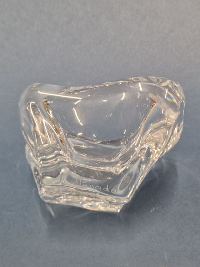 DAUM
Cendrier ou vide-poche en cristal
Gravé...
