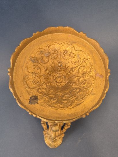 Paire de coupes sur pied dites tazza en bronze...