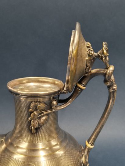 CHRISTOFLE
Cafetière en métal argenté à décor...