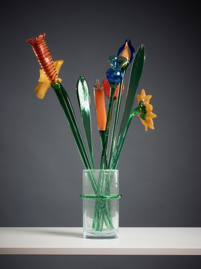 VERTIGE
Bouquet de fleurs comprenant sept...