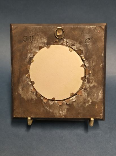 Paire de miniatures ovales en relief sur...