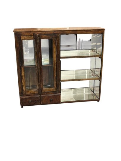 Vitrine à hauteur d'appui en bois naturel...
