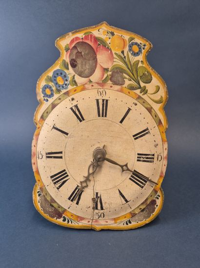 Mouvement de pendule comtoise en bois peint...