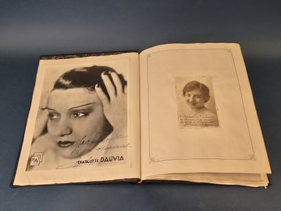 Classeur d'autographes d'artistes des années...