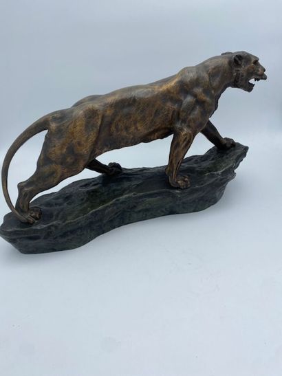 René André VARNIER - Lioness
Bronze with...